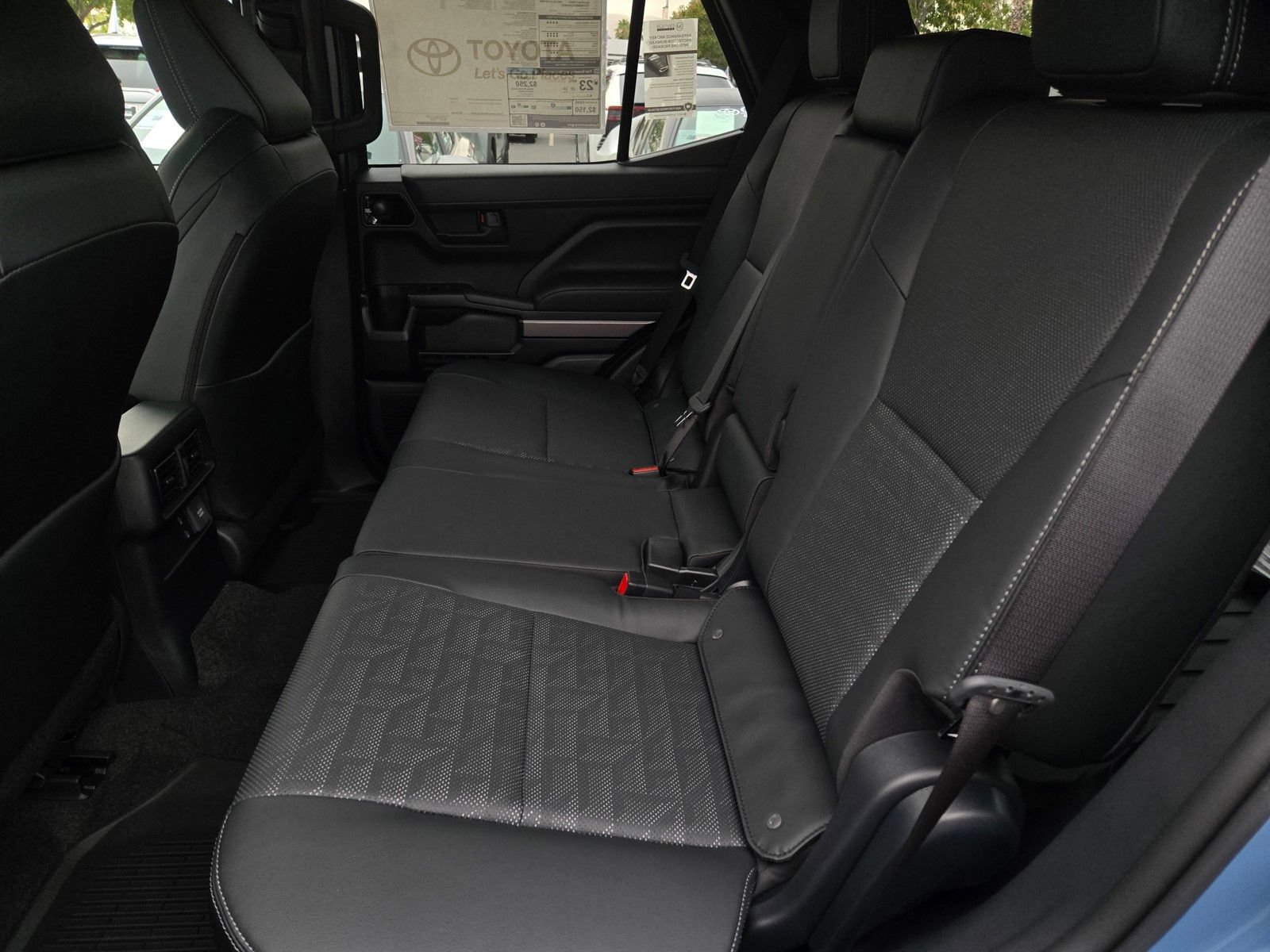 New 2026 Toyota 4Runner TRD Off-Road Premium w/ Tow Technology Package AWD/4WD image 8