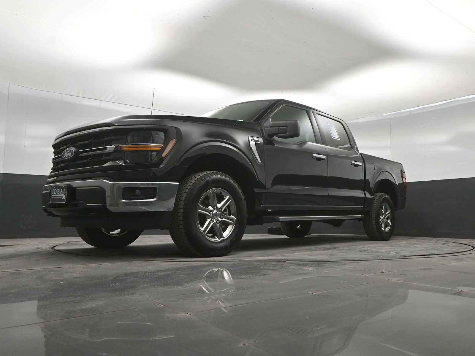 Used 2025 Ford F150 XLT w/ Equipment Group 301A Standard AWD/4WD image 39