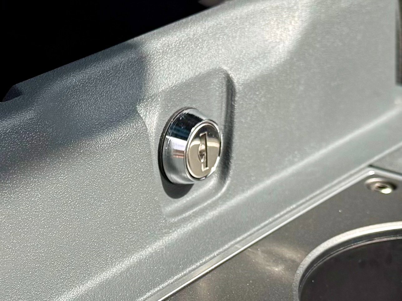 Used 2025 INEOS Grenadier image 22