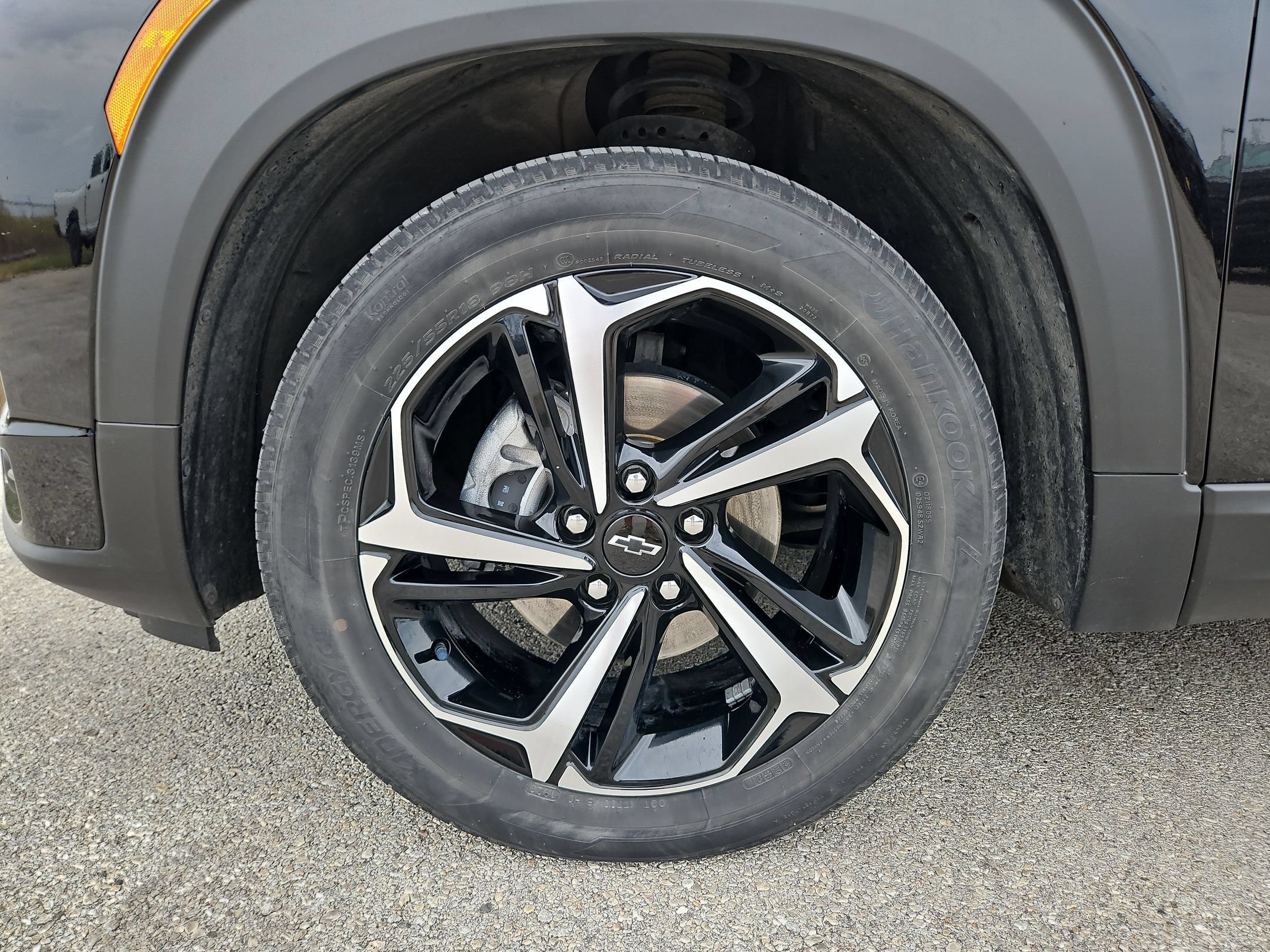 Used 2023 Chevrolet TrailBlazer RS w/ Sun and Liftgate Package FWD image 31