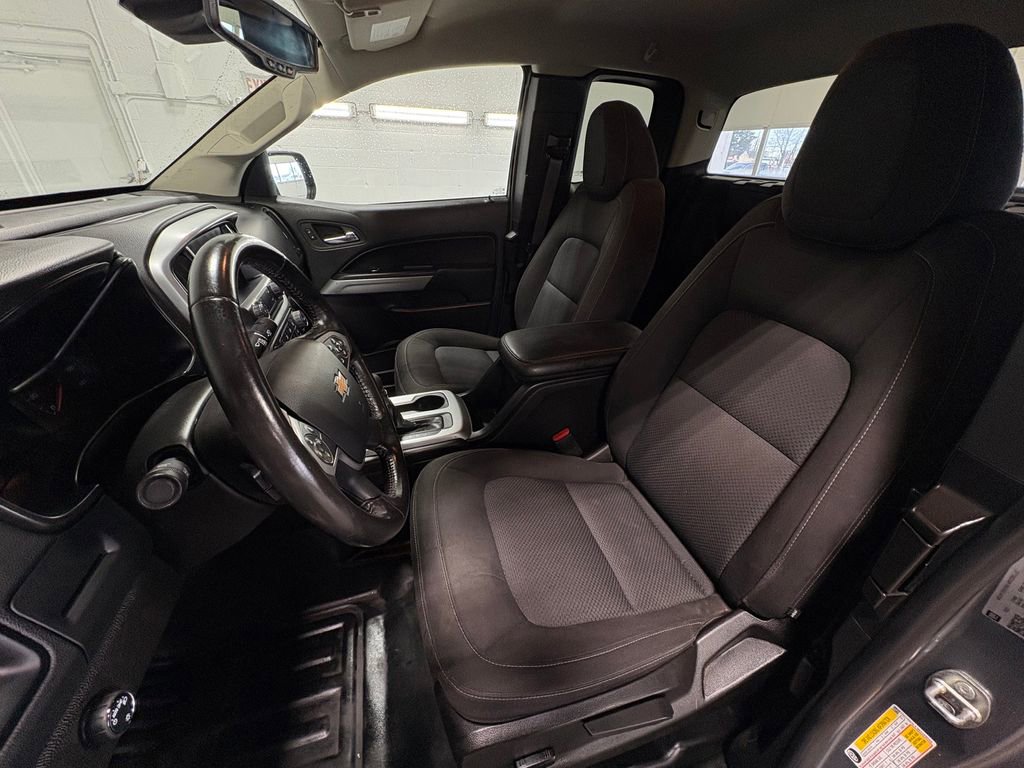 Used 2022 Chevrolet Colorado LT w/ Fleet Safety Package image 17