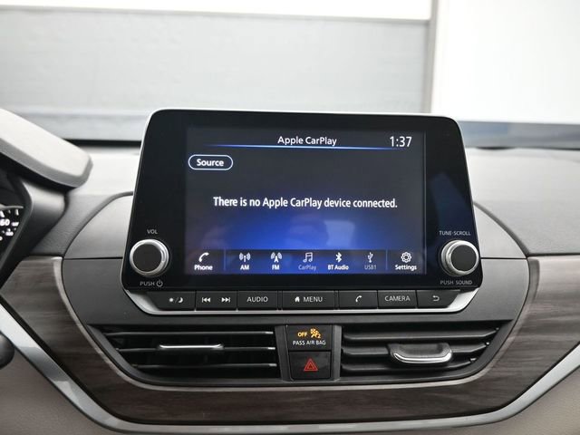 Used 2025 Nissan Altima 2.5 SV FWD image 16