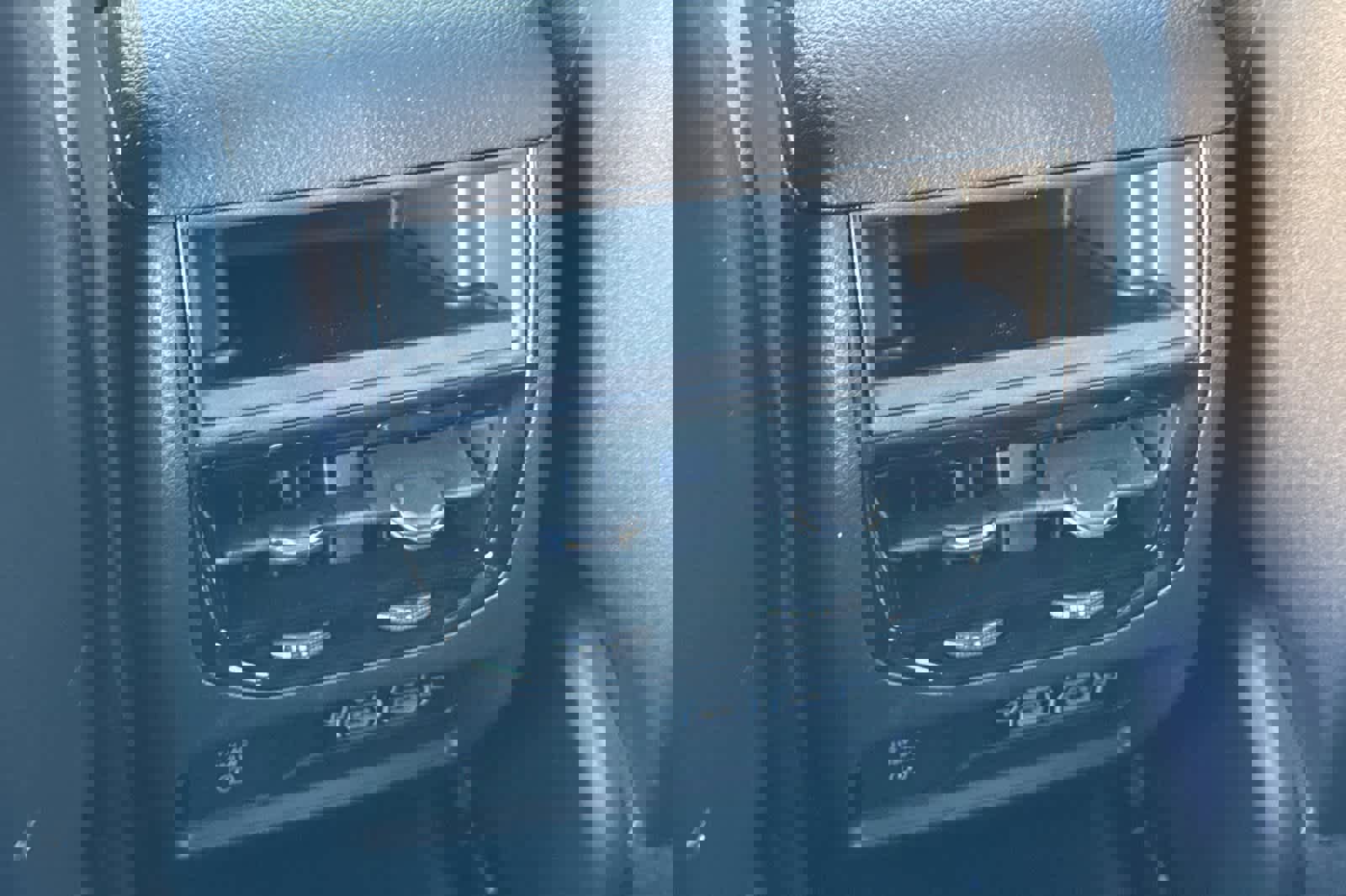 New 2025 Jeep Grand Cherokee Laredo image 15