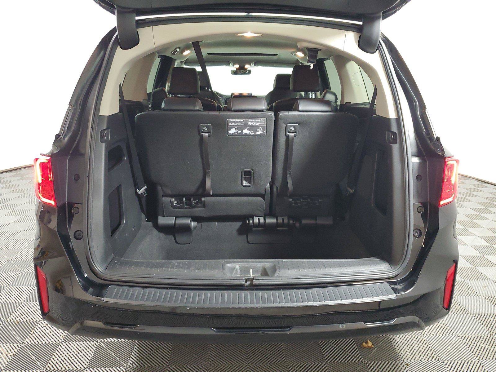 Used 2025 Honda Odyssey EX-L image 8