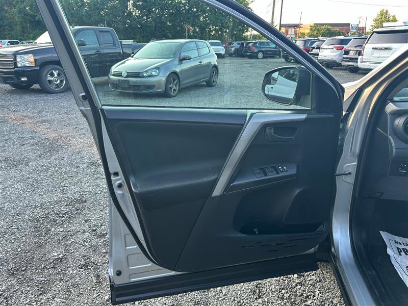 Used 2018 Toyota RAV4 LE w/ All Weather Liner Package image 11