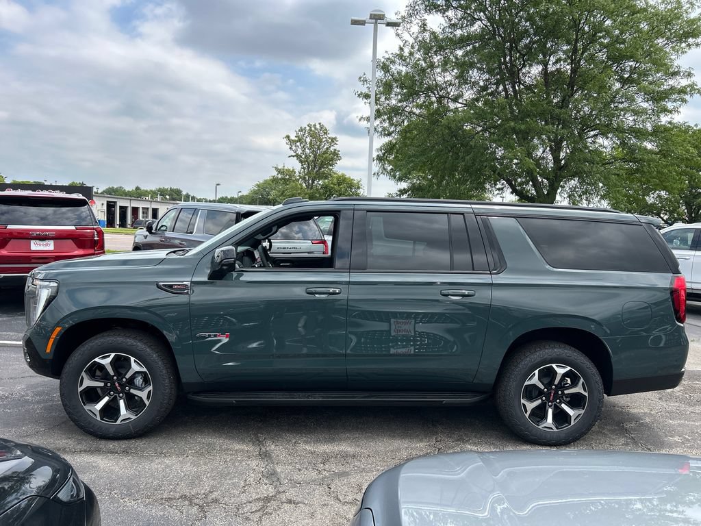 New 2026 GMC Yukon XL AT4 AWD/4WD image 10