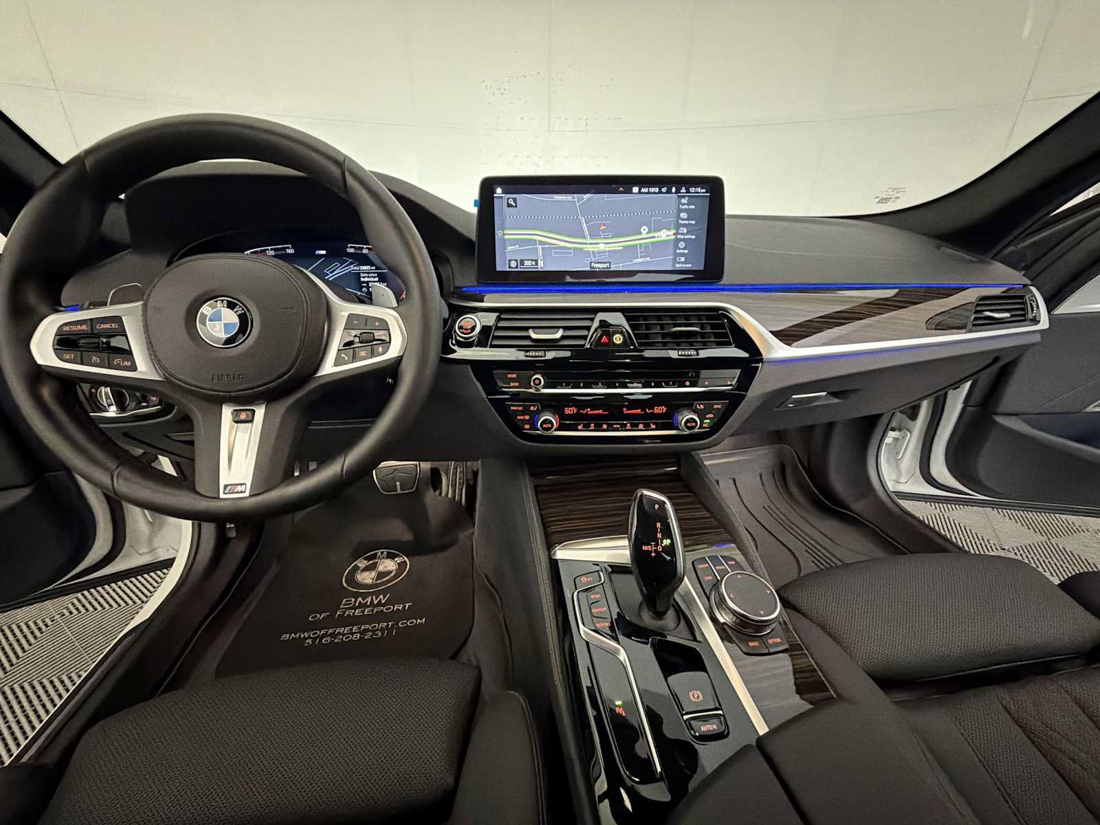 Used 2023 BMW 540i xDrive w/ M Sport Package AWD/4WD image 16