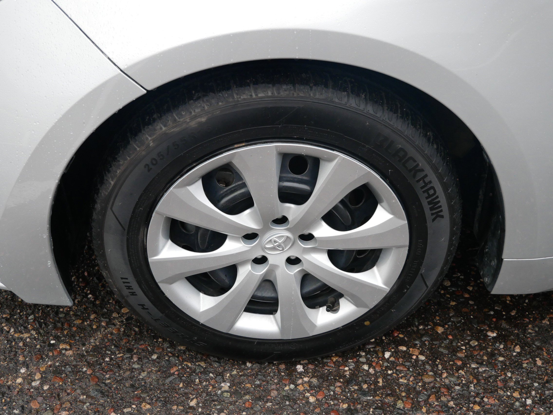 Used 2023 Toyota Corolla LE image 8