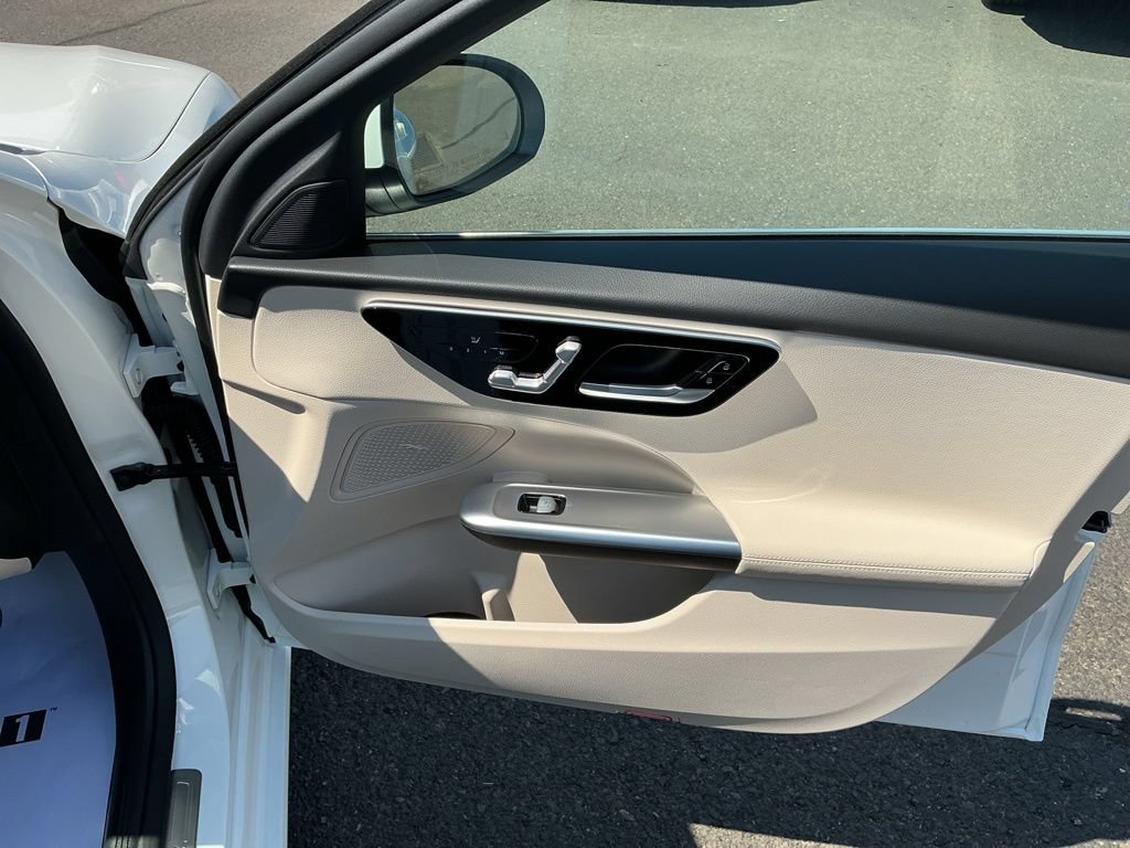 New 2026 Mercedes-Benz C 300 4MATIC Sedan image 18