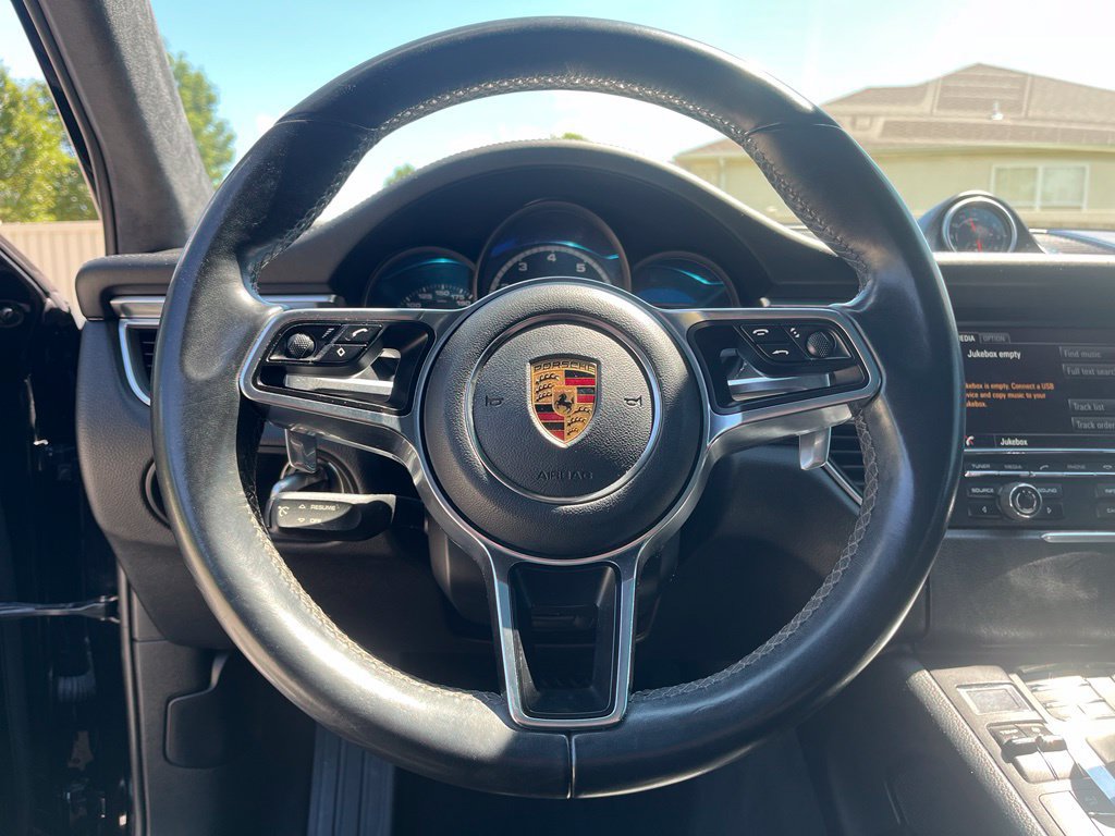 Used 2016 Porsche Macan Turbo AWD/4WD image 30