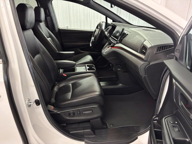 Used 2025 Honda Odyssey Sport-L image 30