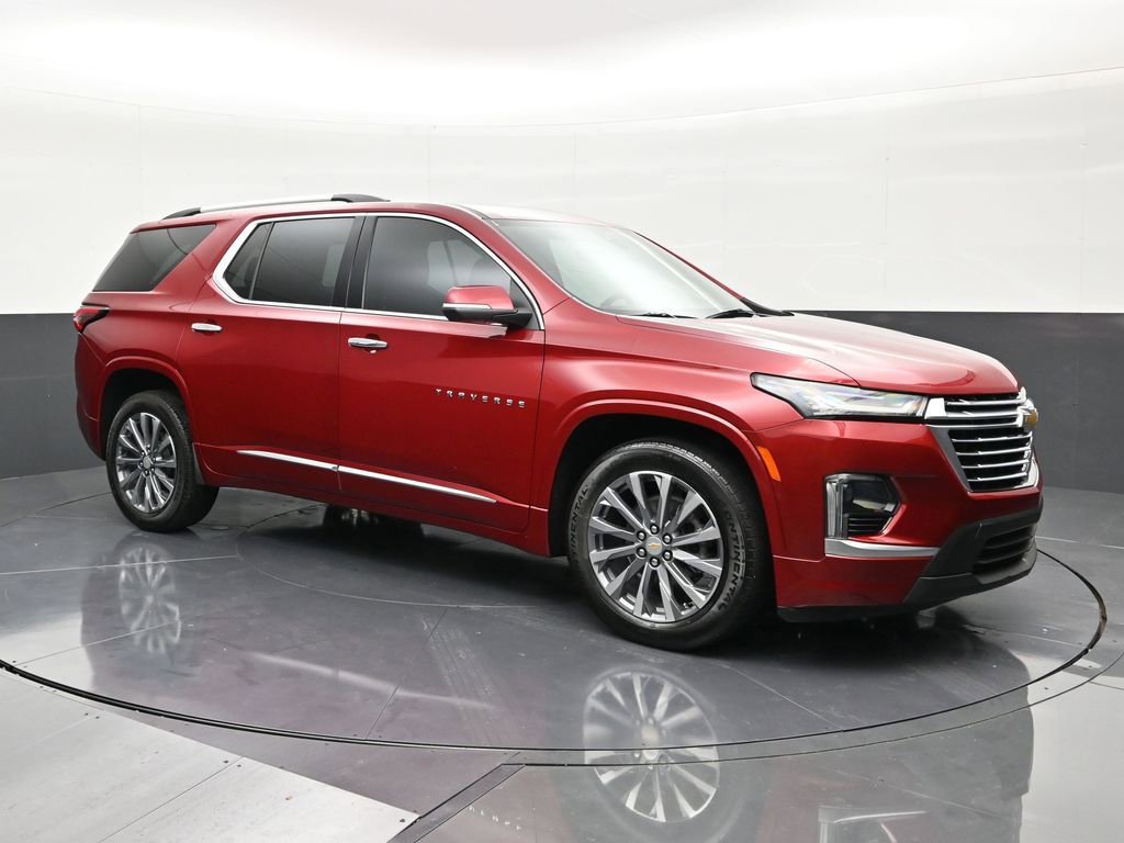 Used 2023 Chevrolet Traverse Premier FWD image 7