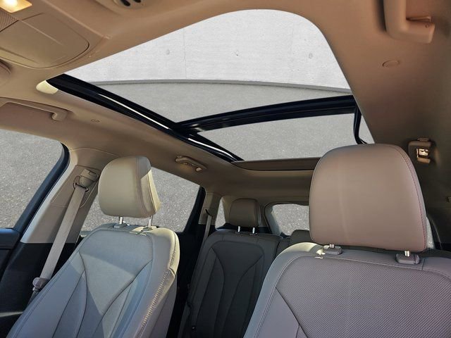 Used 2022 Lincoln Nautilus Reserve w/ Equipment Group 201A image 31