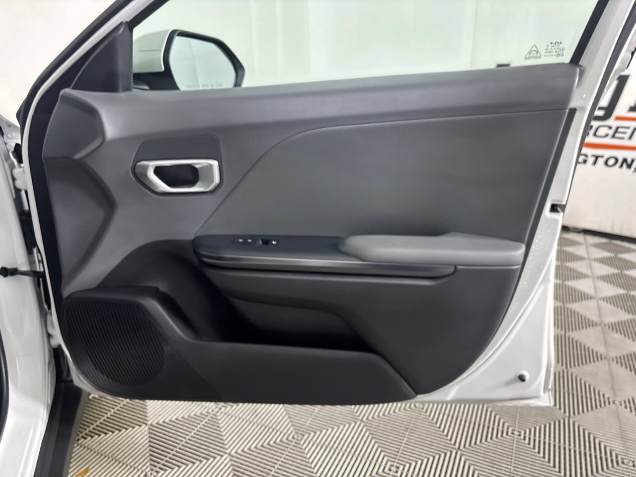 Used 2025 Kia K4 FWD image 27