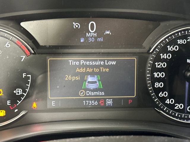 Used 2024 Cadillac XT6 Luxury image 18