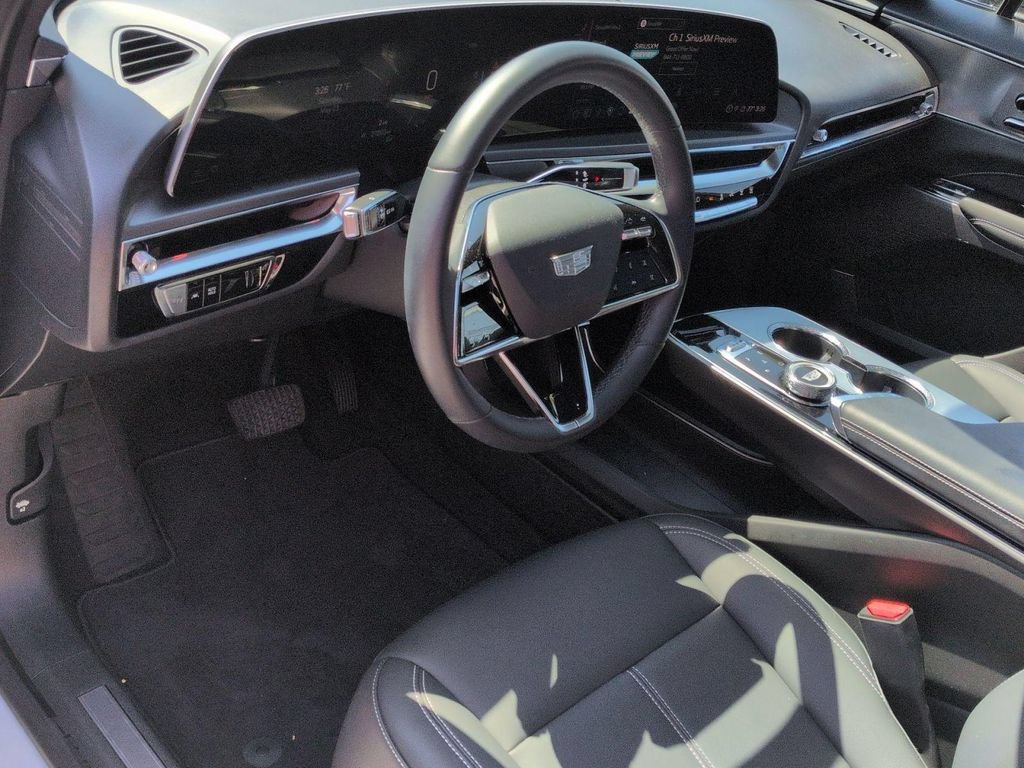 Certified 2024 Cadillac Lyriq Tech RWD image 9