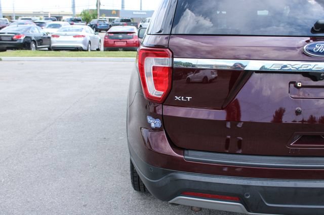 Used 2019 Ford Explorer XLT w/ Equipment Group 202A FWD image 41