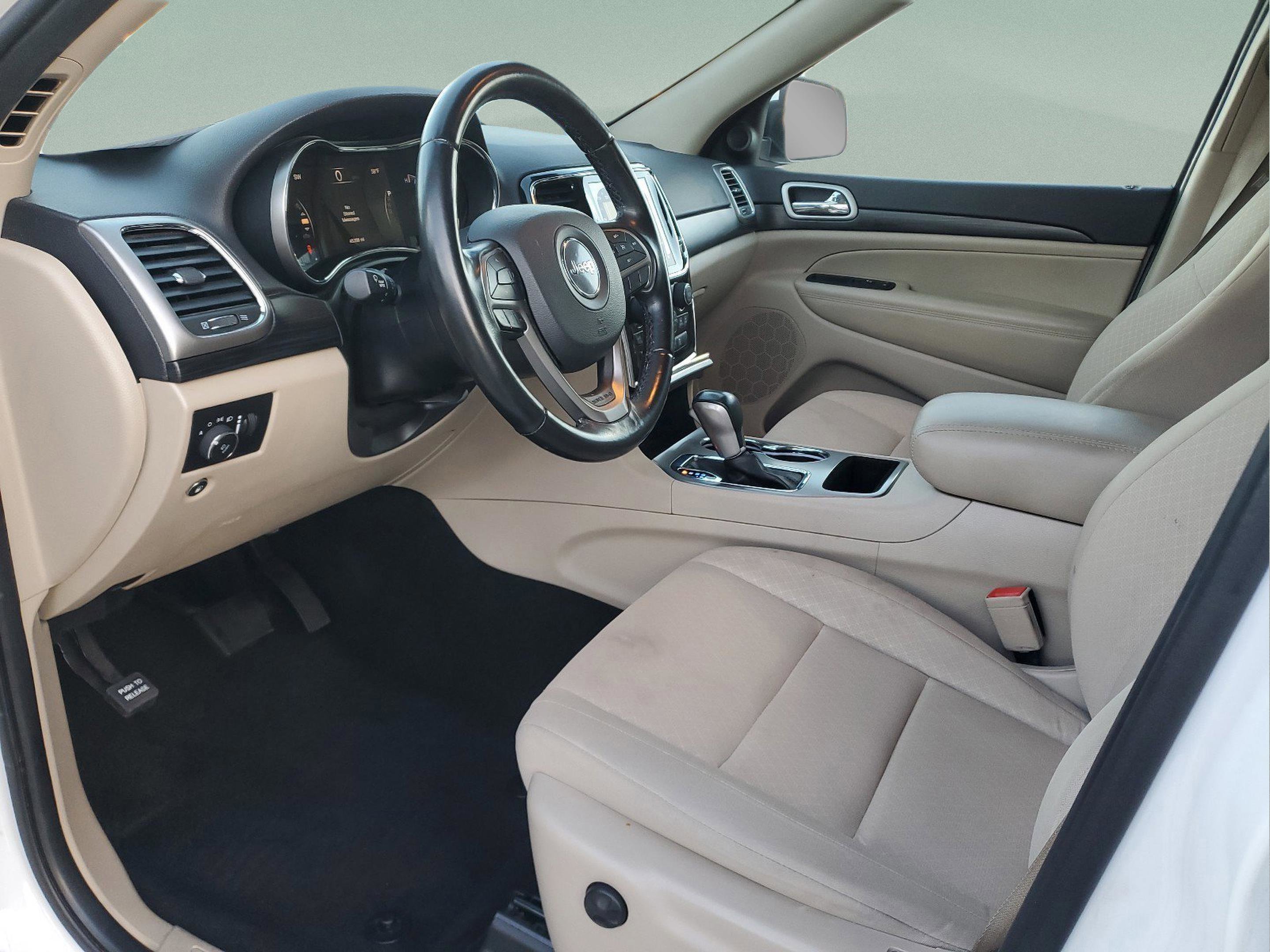 Certified 2022 Jeep Grand Cherokee Laredo E image 19