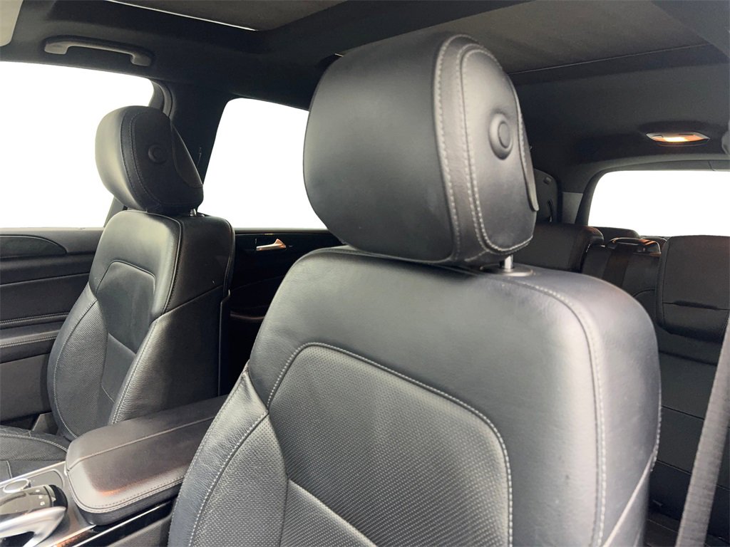 Used 2018 Mercedes-Benz GLS 450 4MATIC image 27