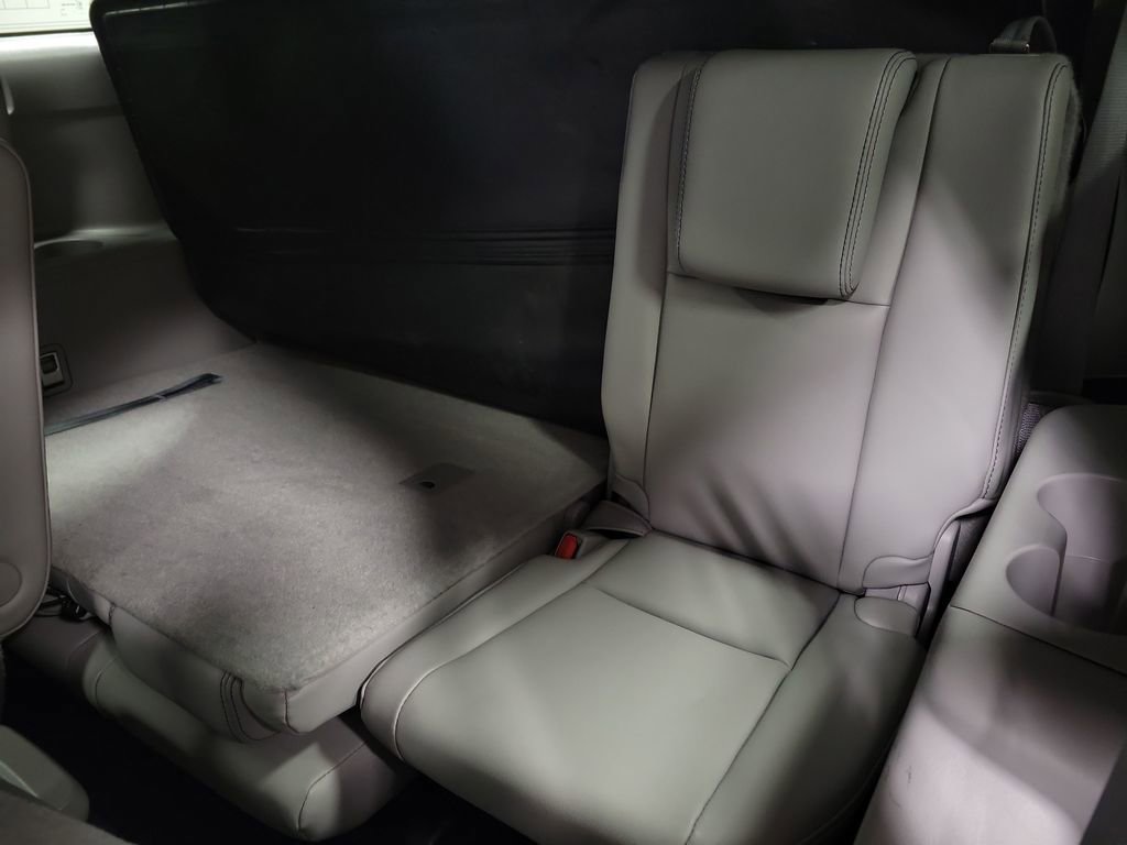 Used 2016 Toyota Highlander Limited image 24