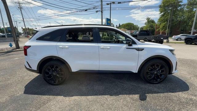Used 2022 Kia Sorento SX FWD image 9