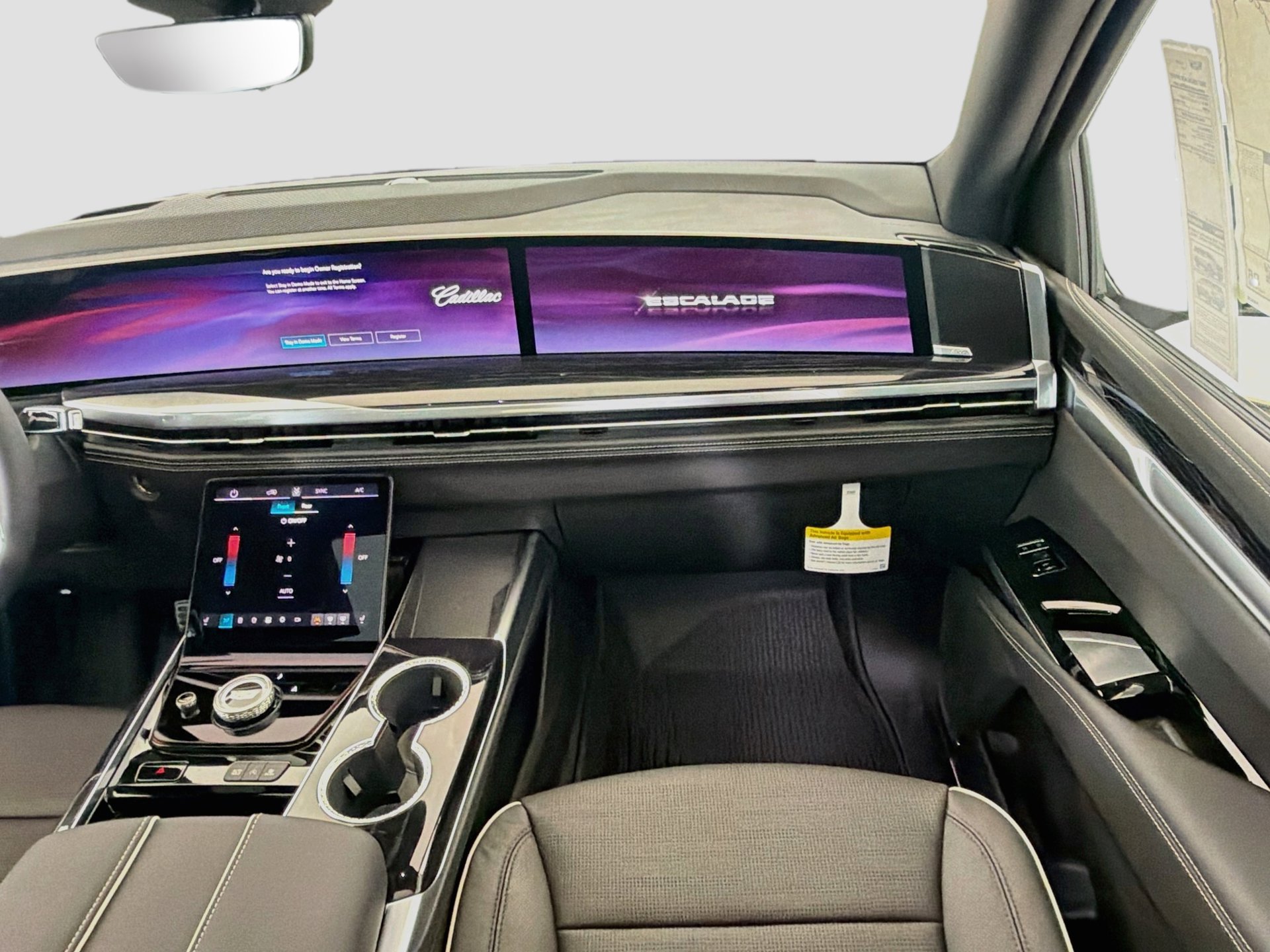 New 2027 Cadillac Escalade Sport w/ LPO, Floor Liner Package AWD/4WD image 19