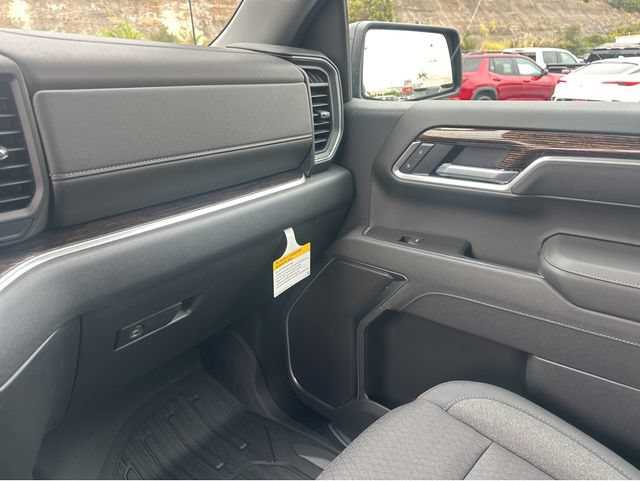 New 2026 GMC Sierra 1500 Elevation w/ Elevation Select Package AWD/4WD image 8