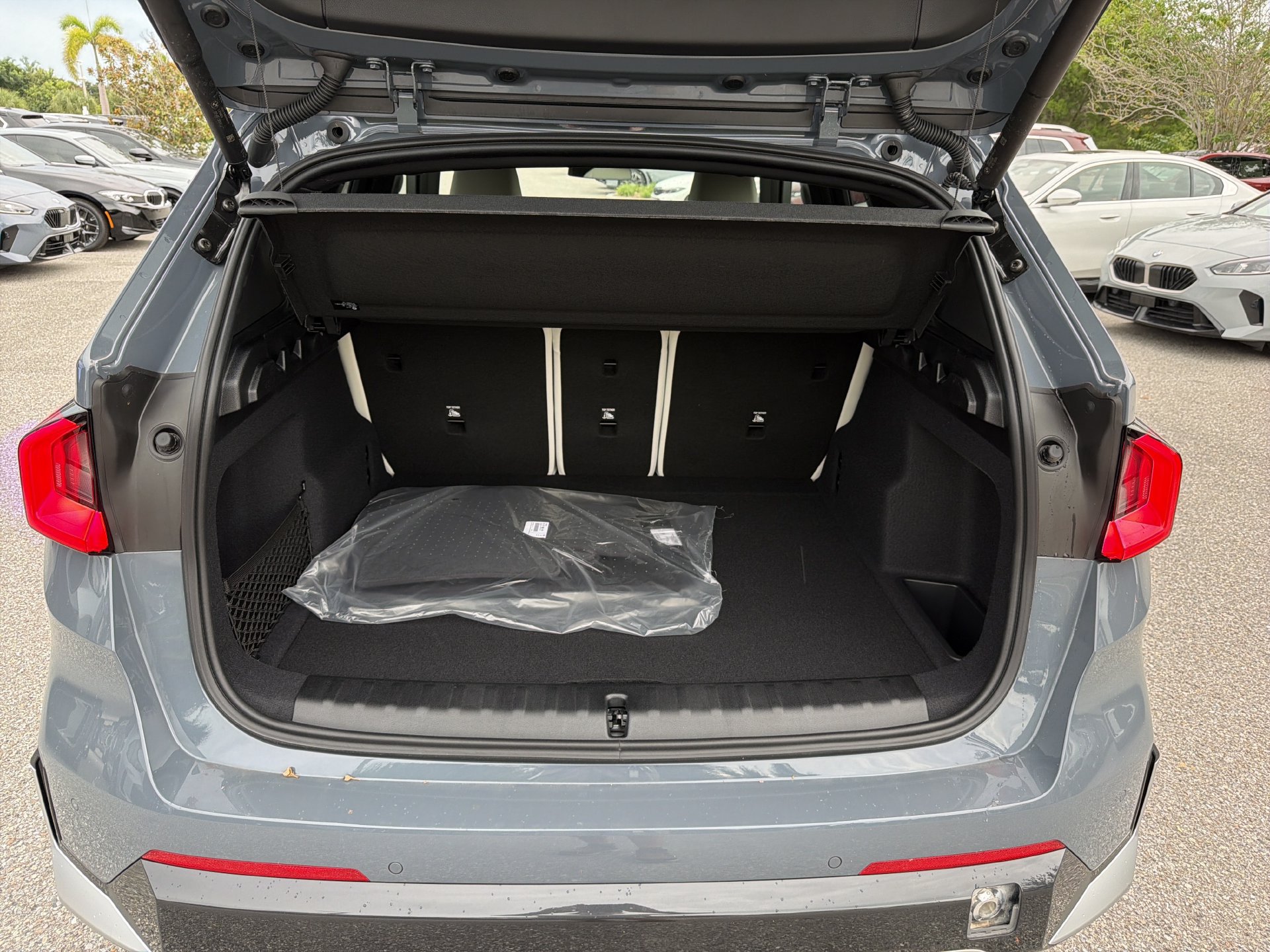 New 2026 BMW X1 xDrive28i AWD/4WD image 7