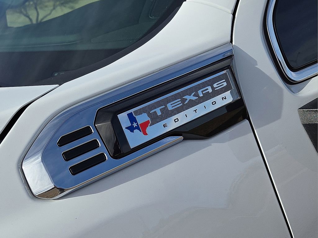 Used 2025 GMC Sierra 2500 SLT w/ Texas SLT Premium Package image 11