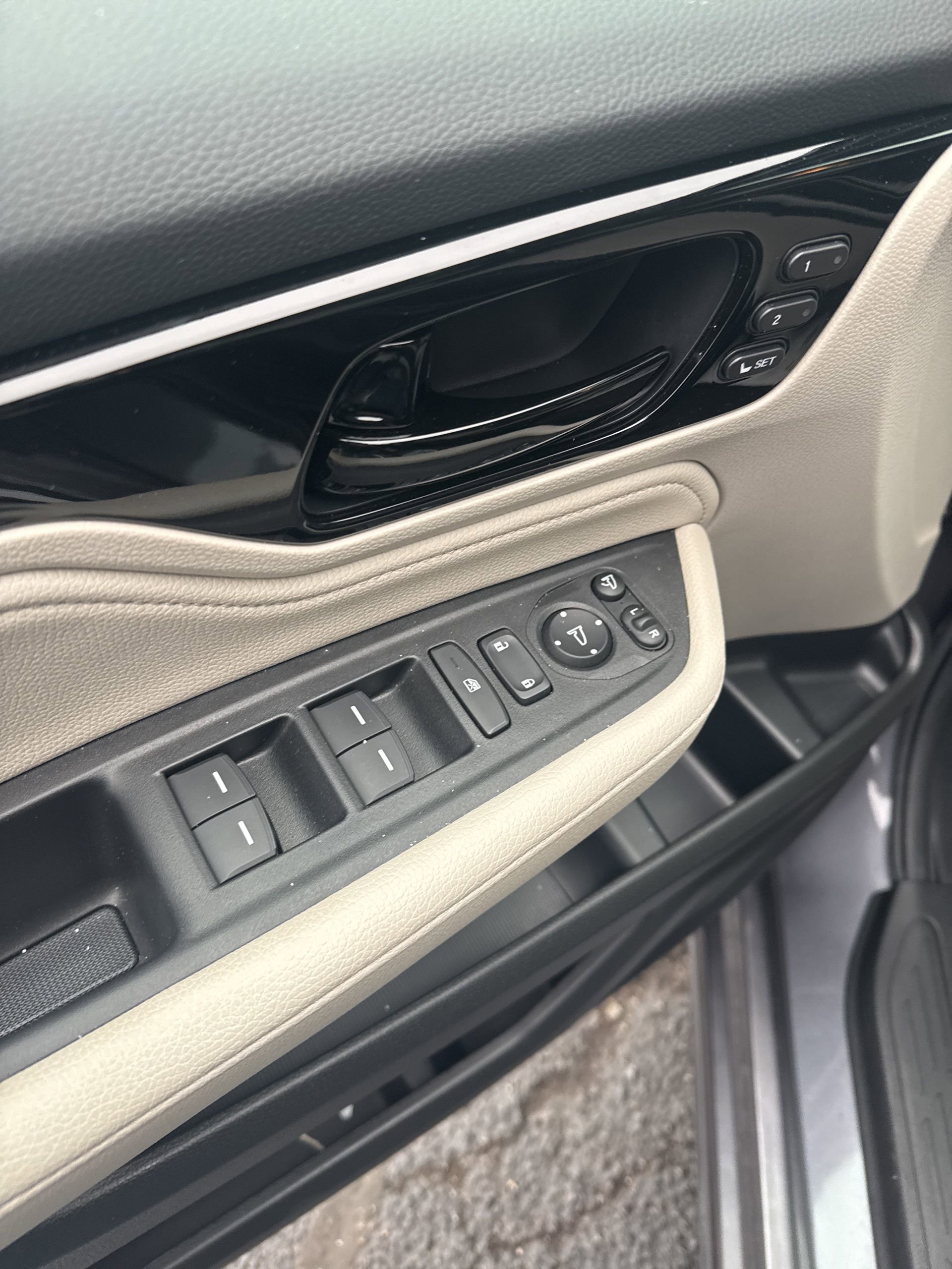 Used 2025 Honda Odyssey Elite image 17