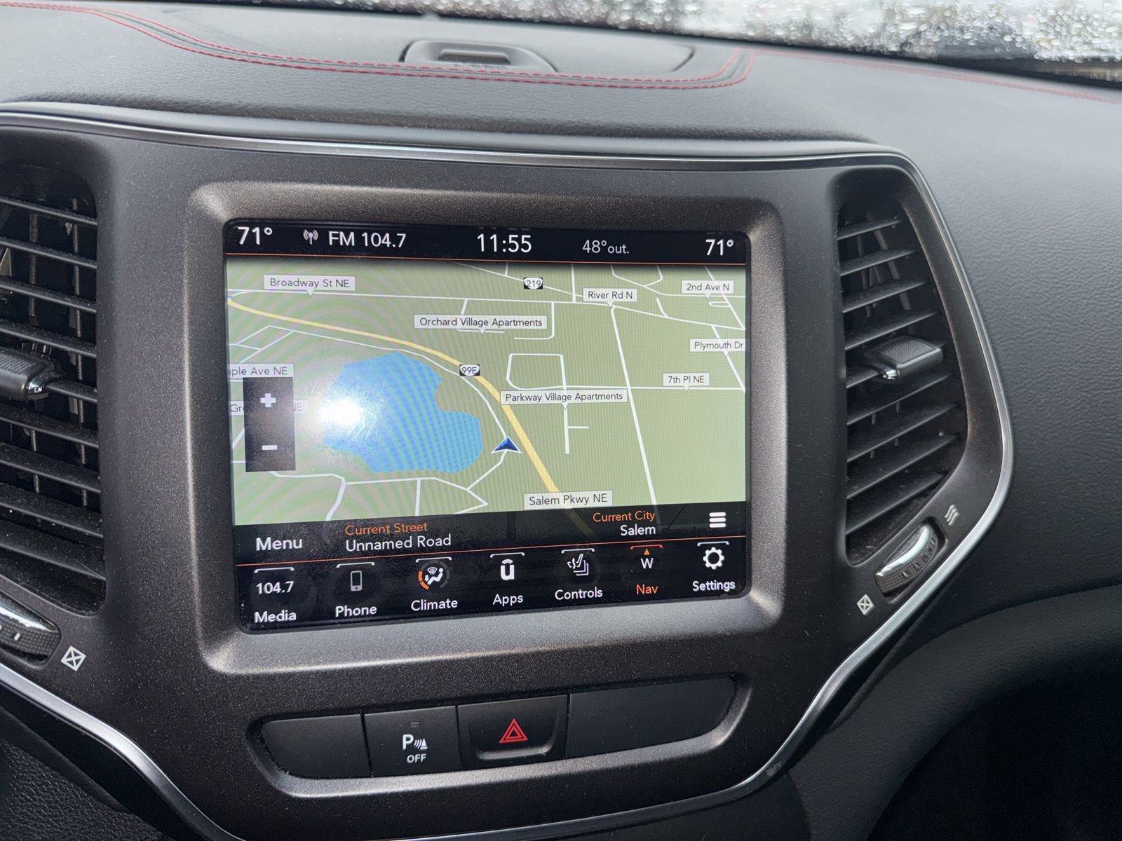 Used 2020 Jeep Cherokee Trailhawk w/ Comfort/Convenience Group image 10