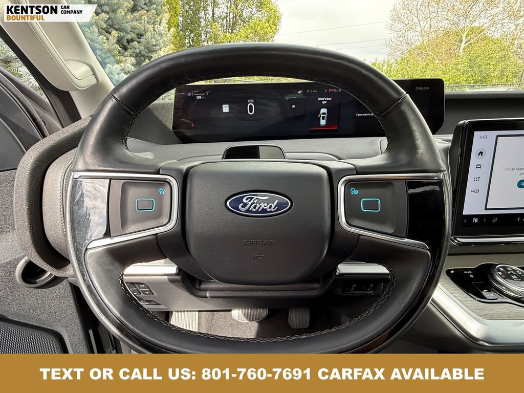 Used 2025 Ford Expedition Max Platinum AWD/4WD image 17