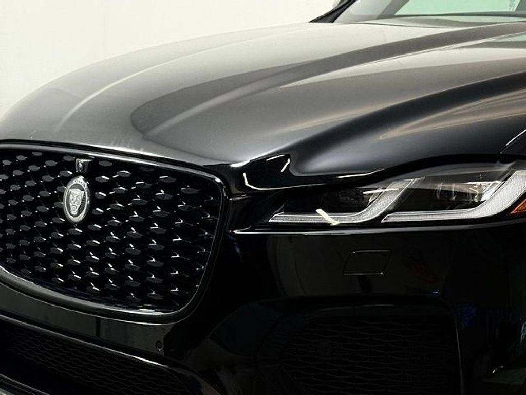 New 2026 Jaguar F-PACE R-Dynamic S AWD/4WD image 12