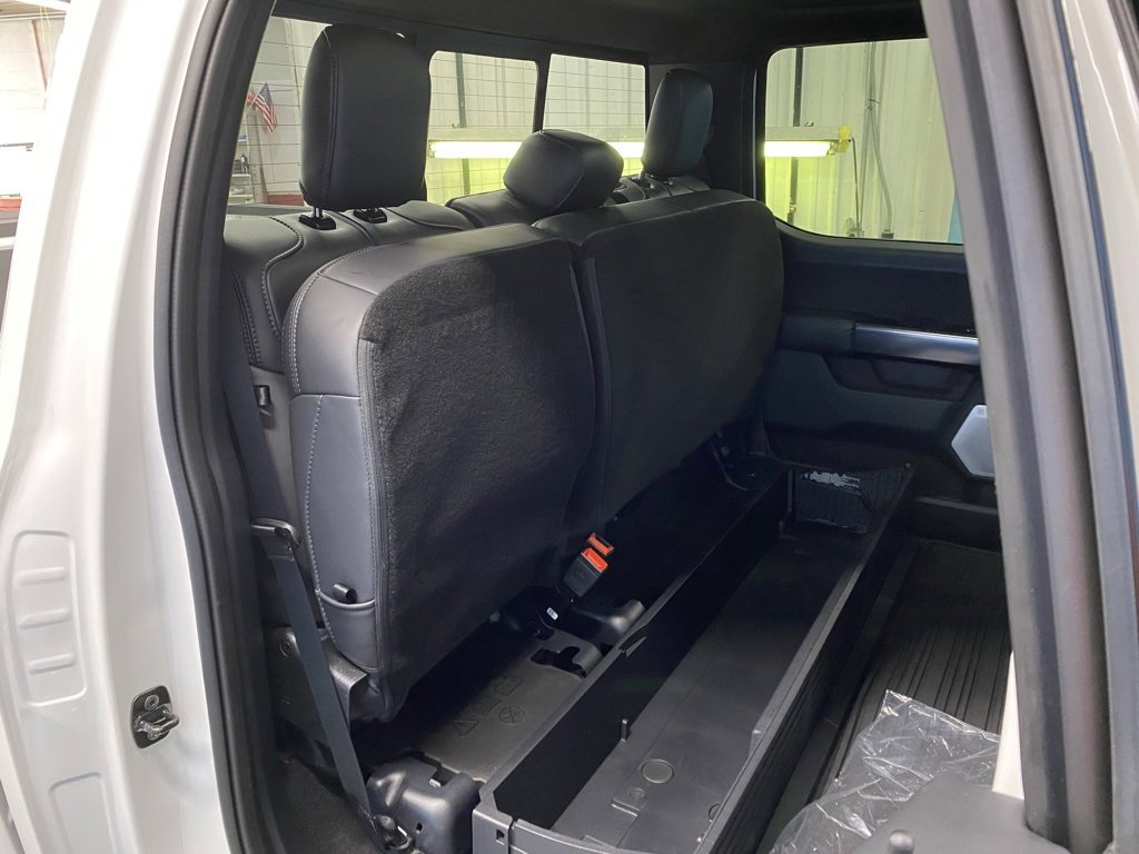 New 2025 Ford F150 Platinum w/ Equipment Group 702A High image 41