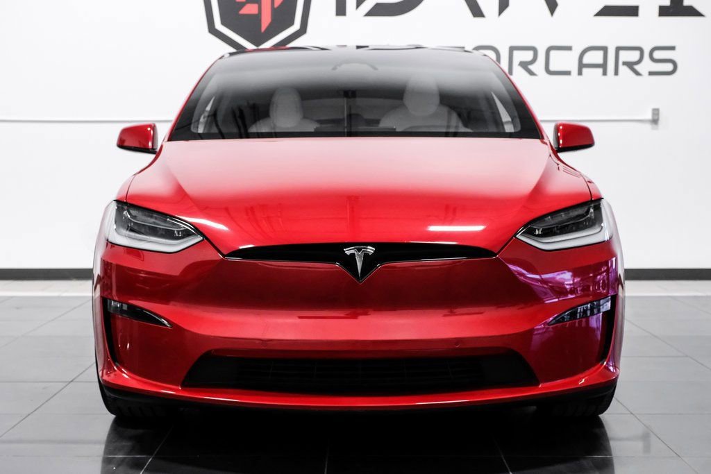 Used 2023 Tesla Model X image 9