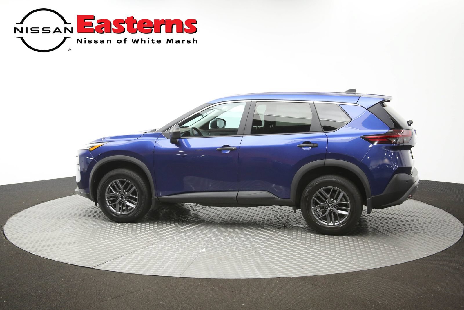 Used 2023 Nissan Rogue S AWD/4WD image 61