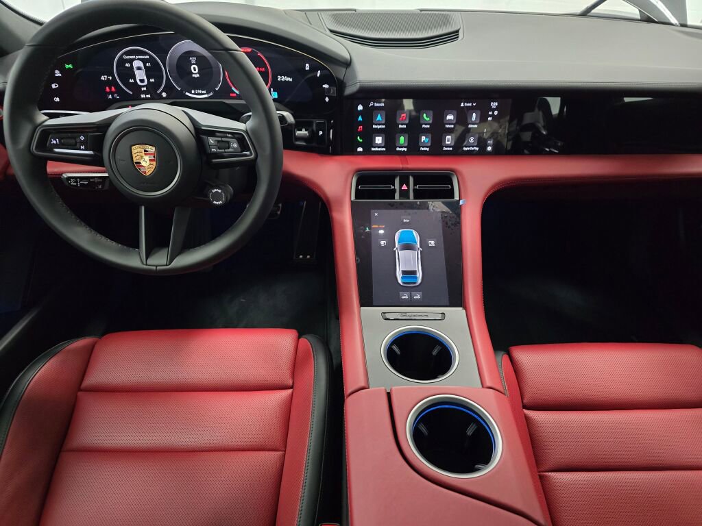 New 2025 Porsche Taycan 4S image 18