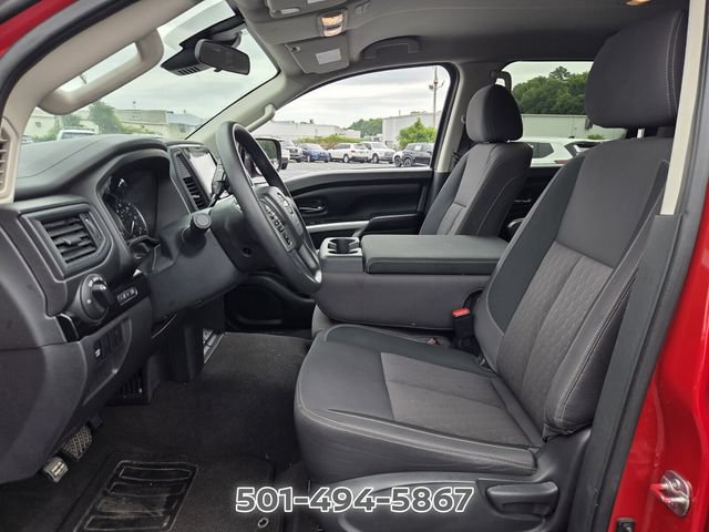 Used 2023 Nissan Titan SV RWD image 9