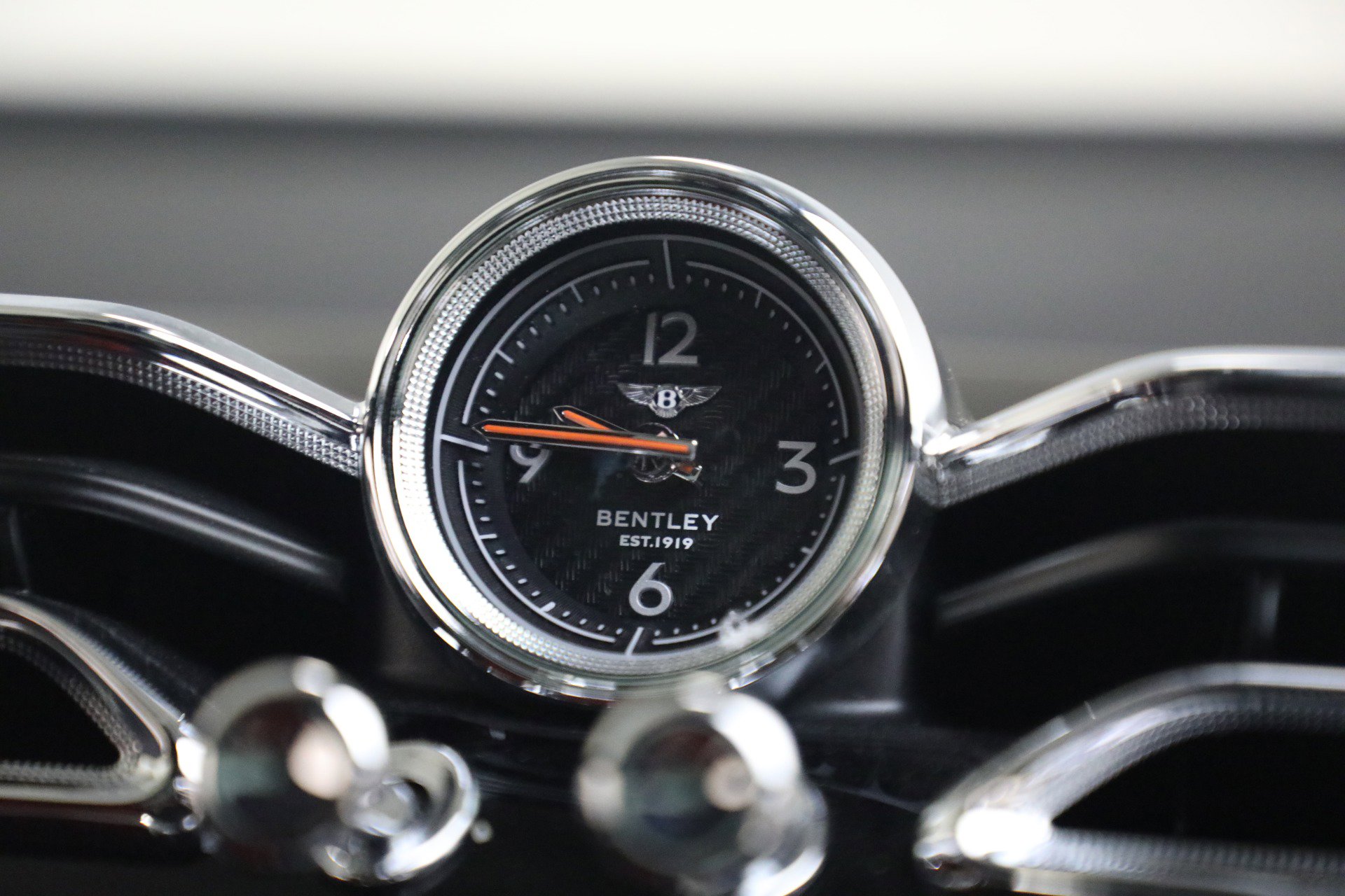 Used 2022 Bentley Bentayga image 25