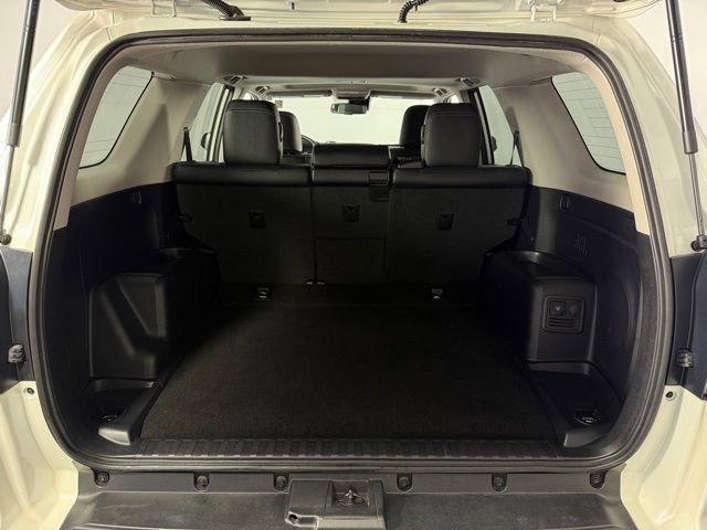 Used 2023 Toyota 4Runner Limited AWD/4WD image 22