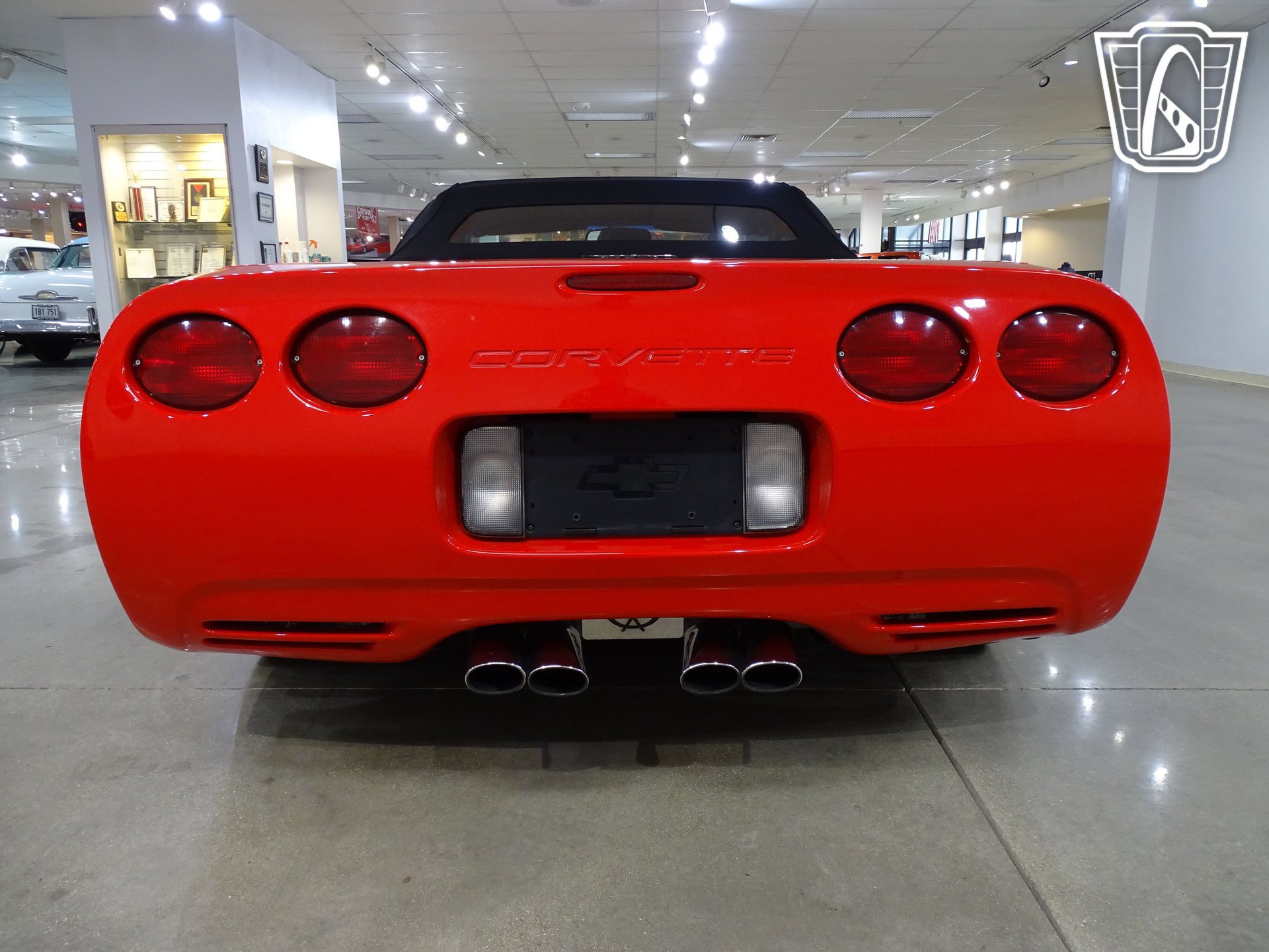 Used 2001 Chevrolet Corvette Convertible w/ Preferred Equipment Group2 image 12