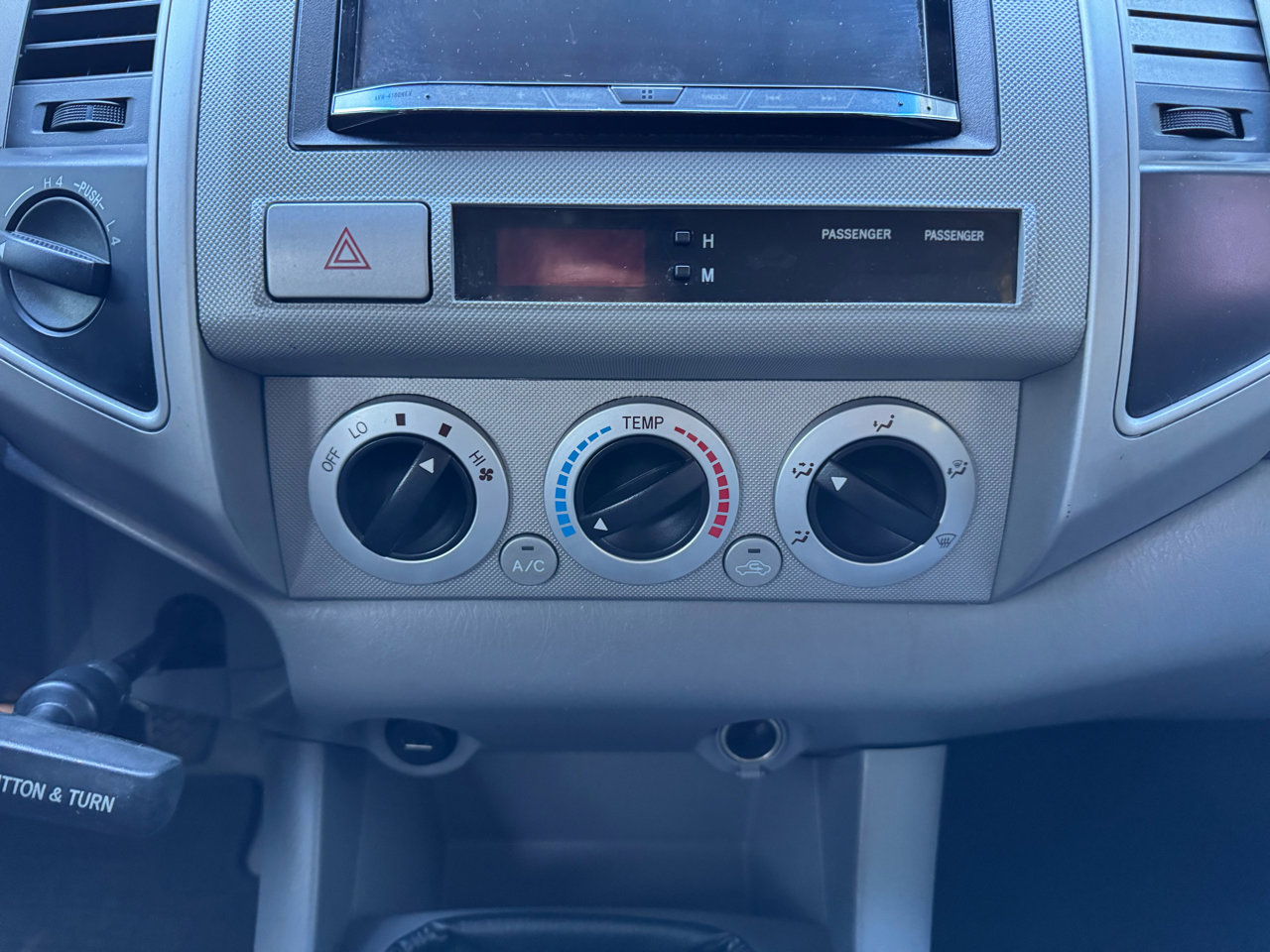 Used 2005 Toyota Tacoma 4x4 Double Cab image 20