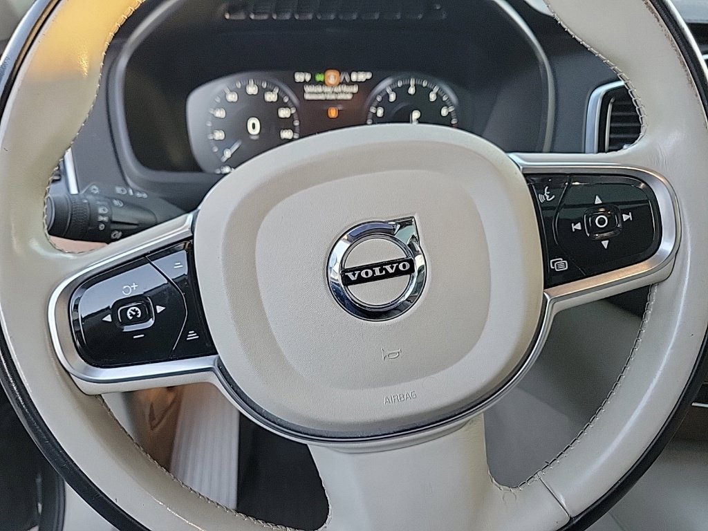 Used 2016 Volvo XC90 T6 Inscription AWD/4WD image 10