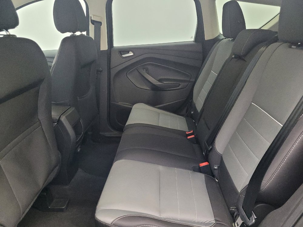 Used 2015 Ford Escape SE image 18