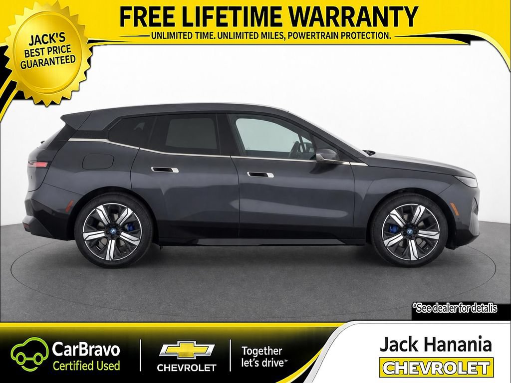 Used 2023 BMW iX xDrive50 w/ Sport Package AWD/4WD image 3
