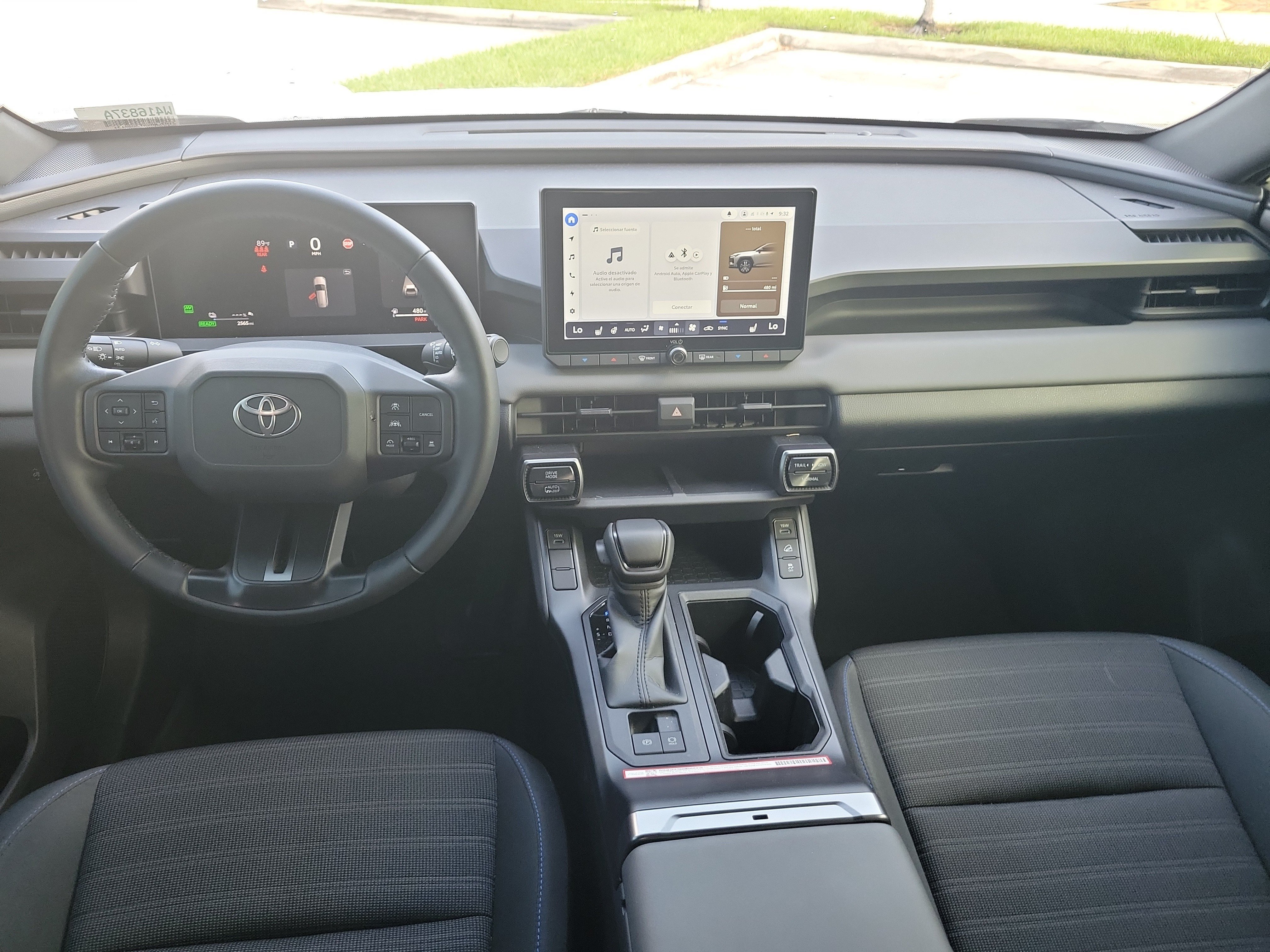 Certified 2026 Toyota RAV4 SE w/ Convenience Package AWD/4WD image 17