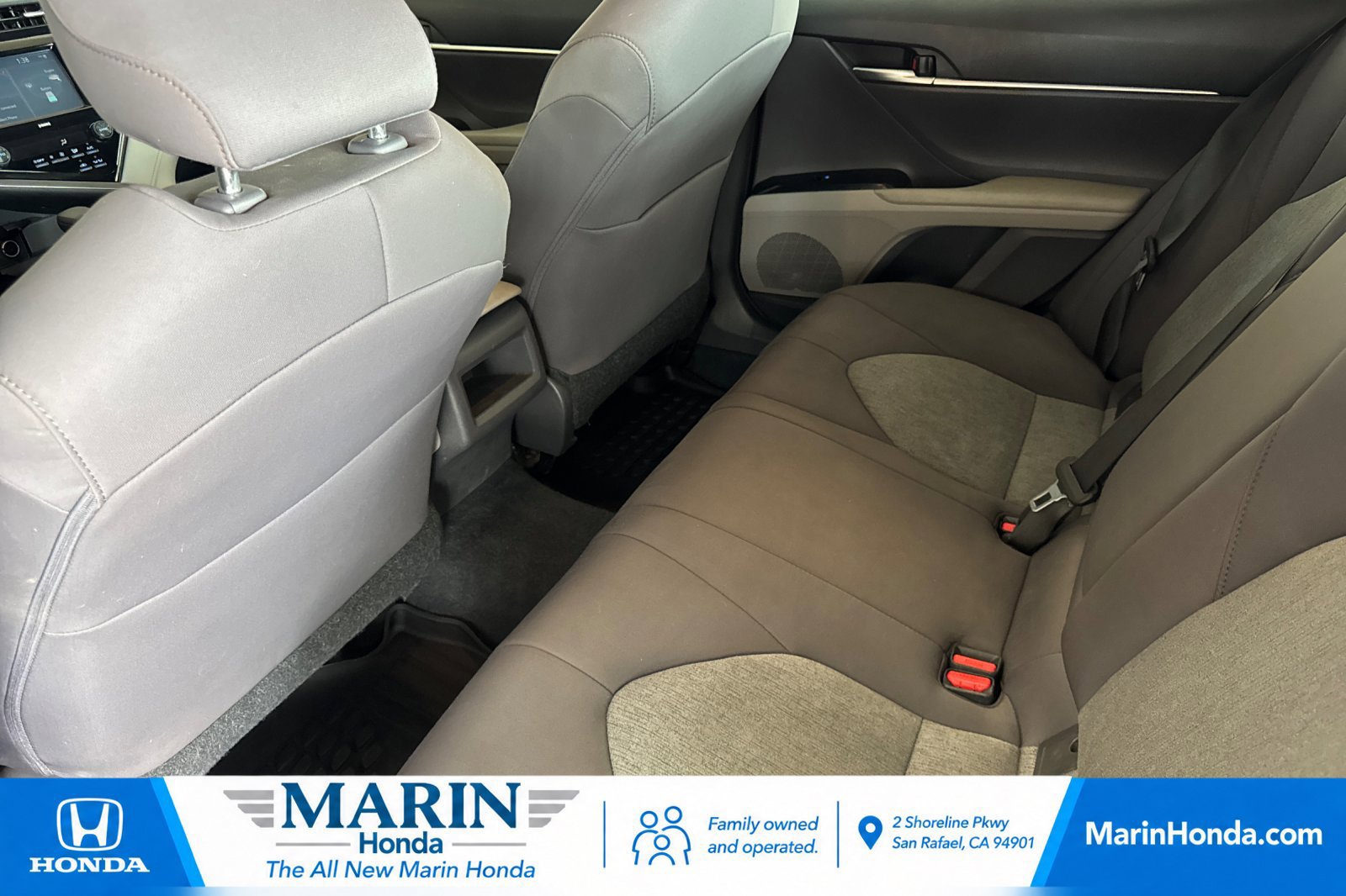 Used 2020 Toyota Camry LE FWD image 14
