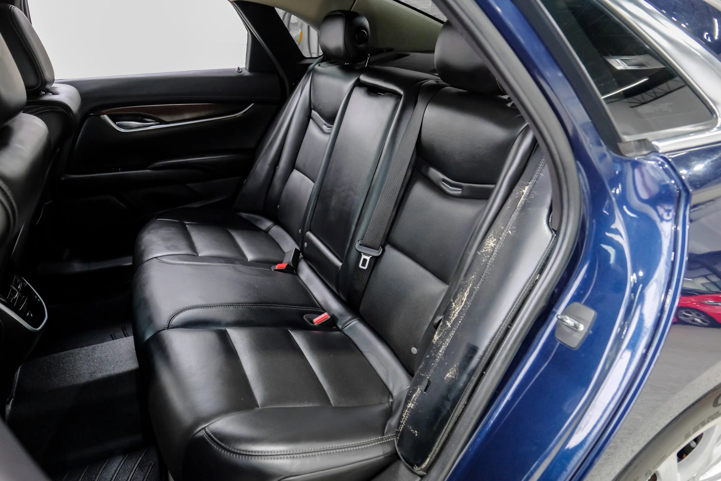 Used 2019 Cadillac XTS Luxury image 23