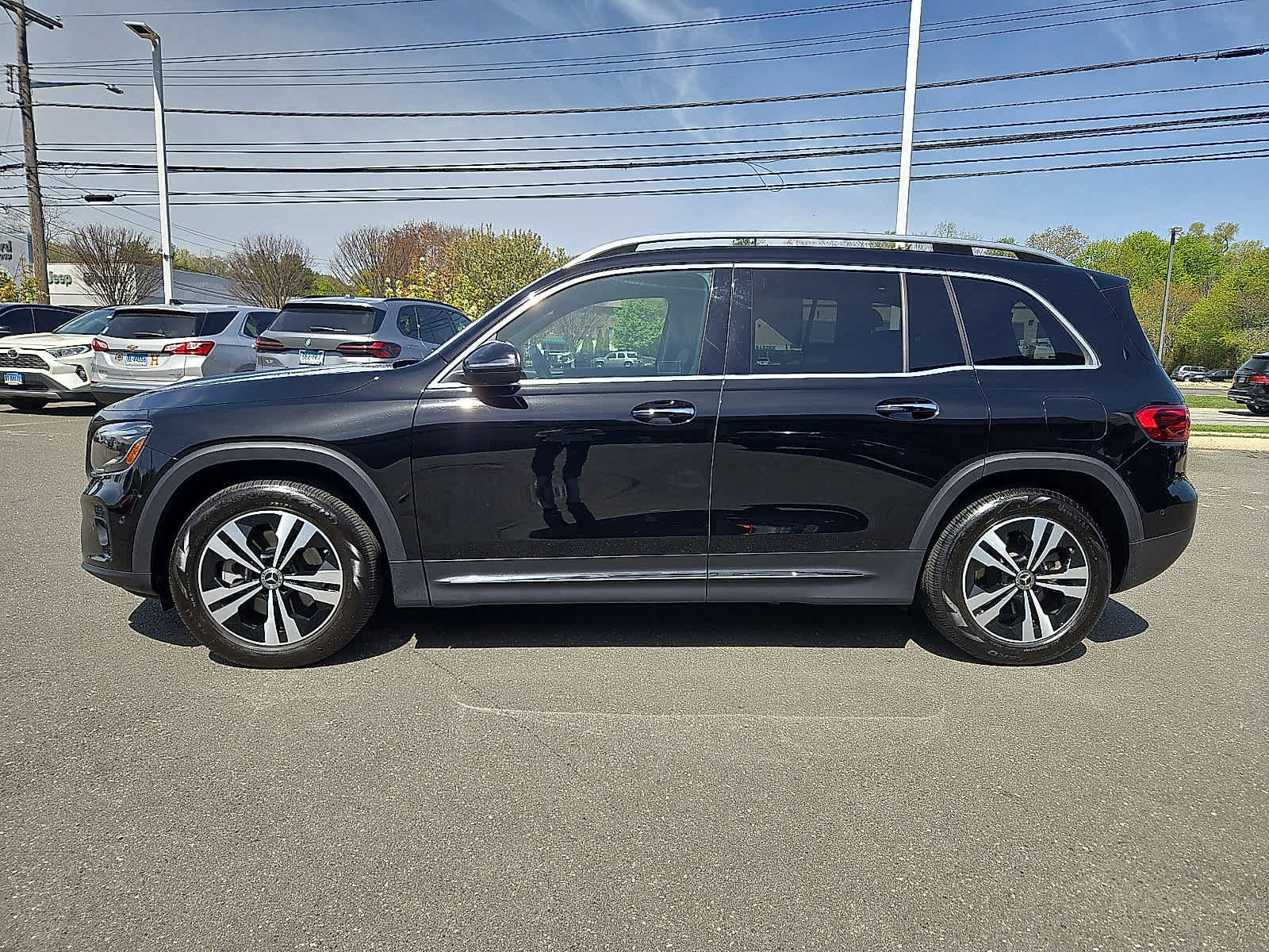 Used 2024 Mercedes-Benz GLB 250 4MATIC image 8