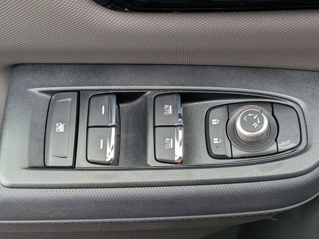 Used 2025 Subaru Forester Sport image 12